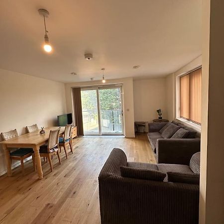 New Build 2 Bedroom With 2 Bath In Londyn Zewnętrze zdjęcie